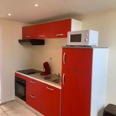 Studio Meuble Dans Une Maison Limay Bagian luar foto